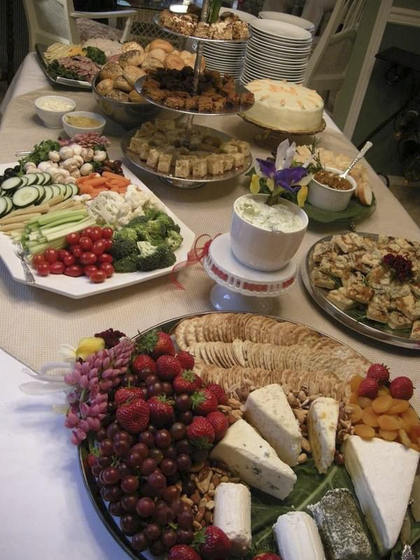 Cooking and Hosting Family Gatherings