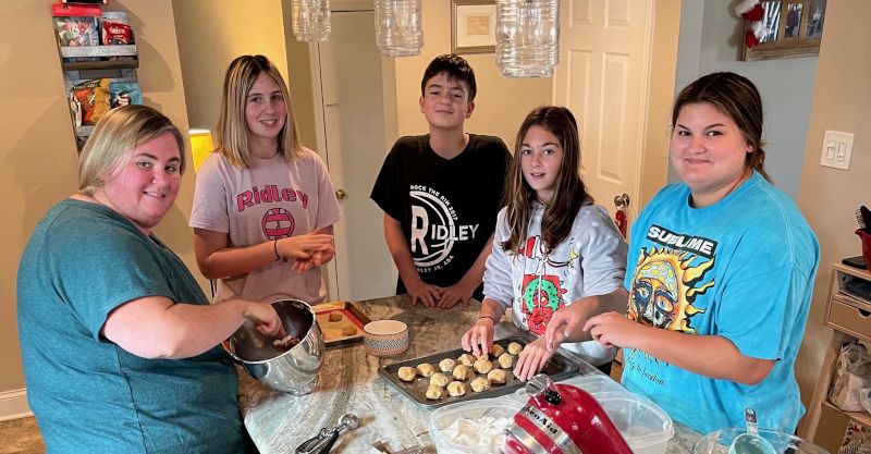 Passing Along the Cookie Day Tradition to the Younger Generation